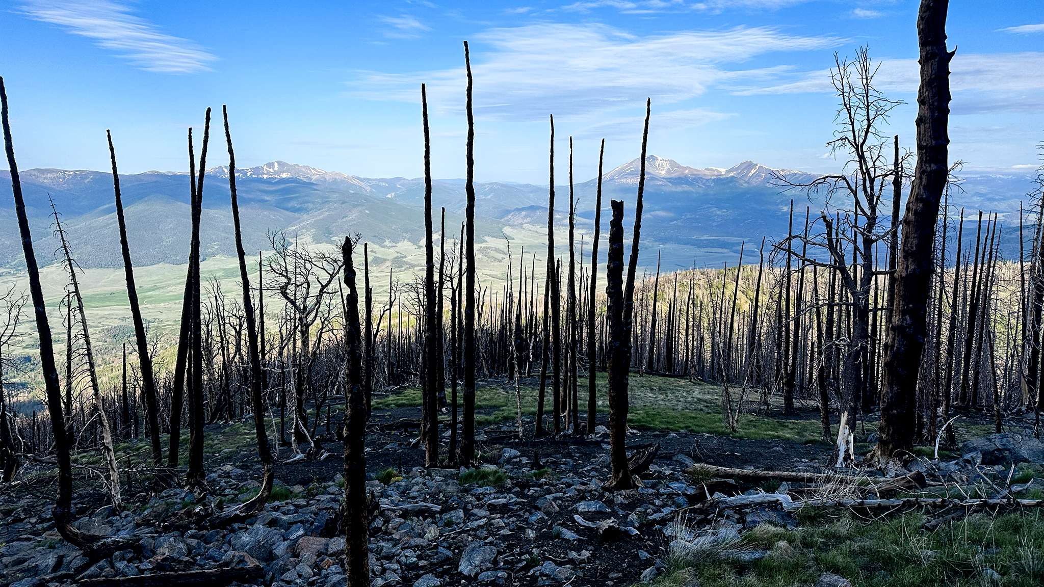 The very surreal burn area between Simmons Peak and Methodist Mountain